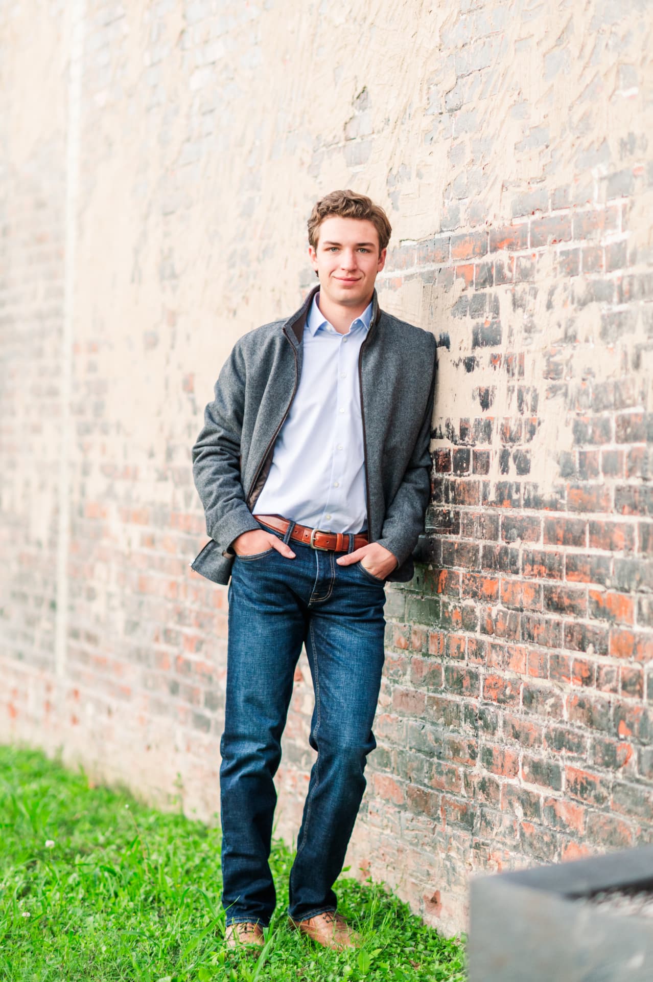 Downtown Houma senior session sample 4