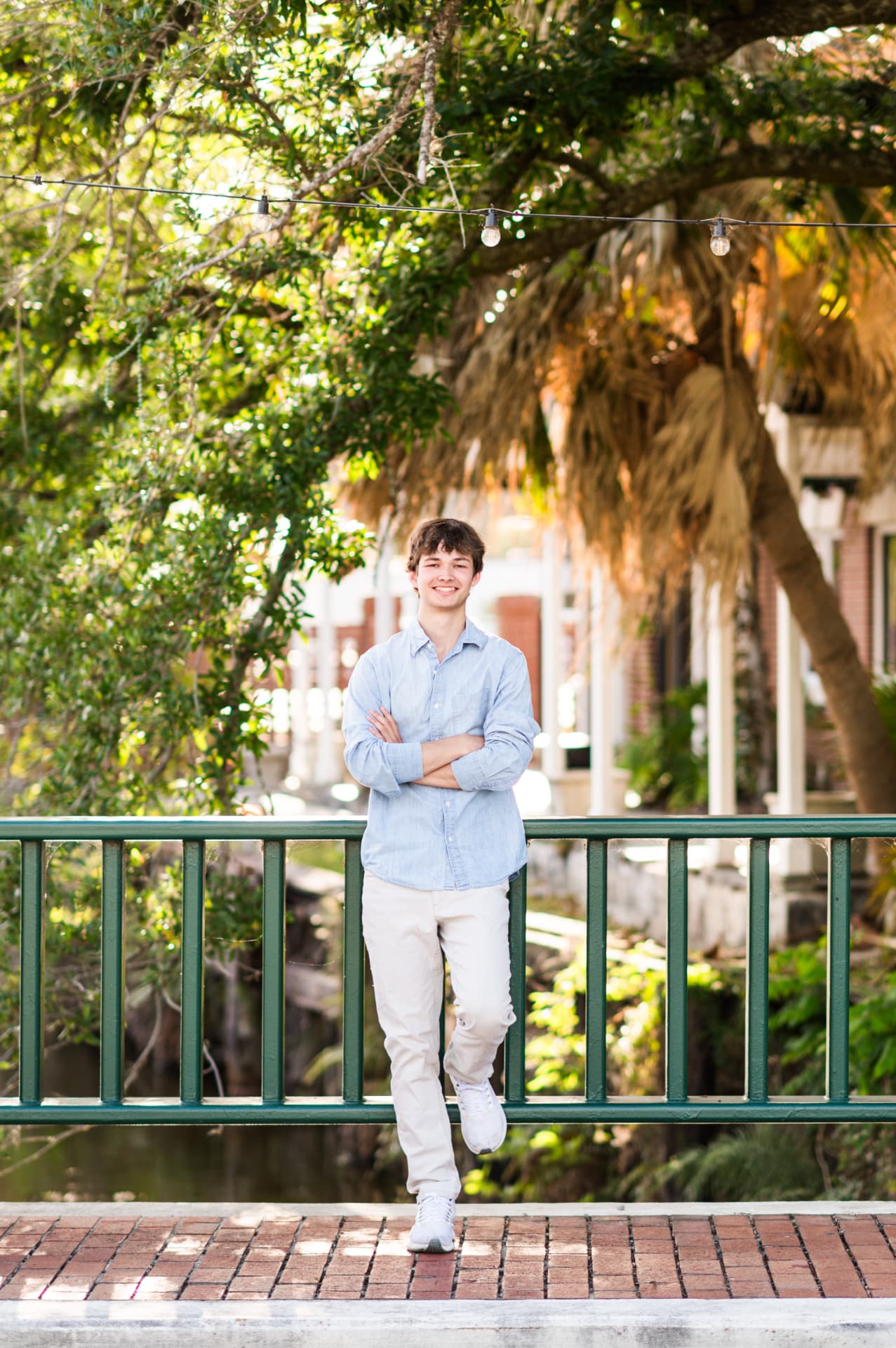 Downtown Houma senior session sample 1