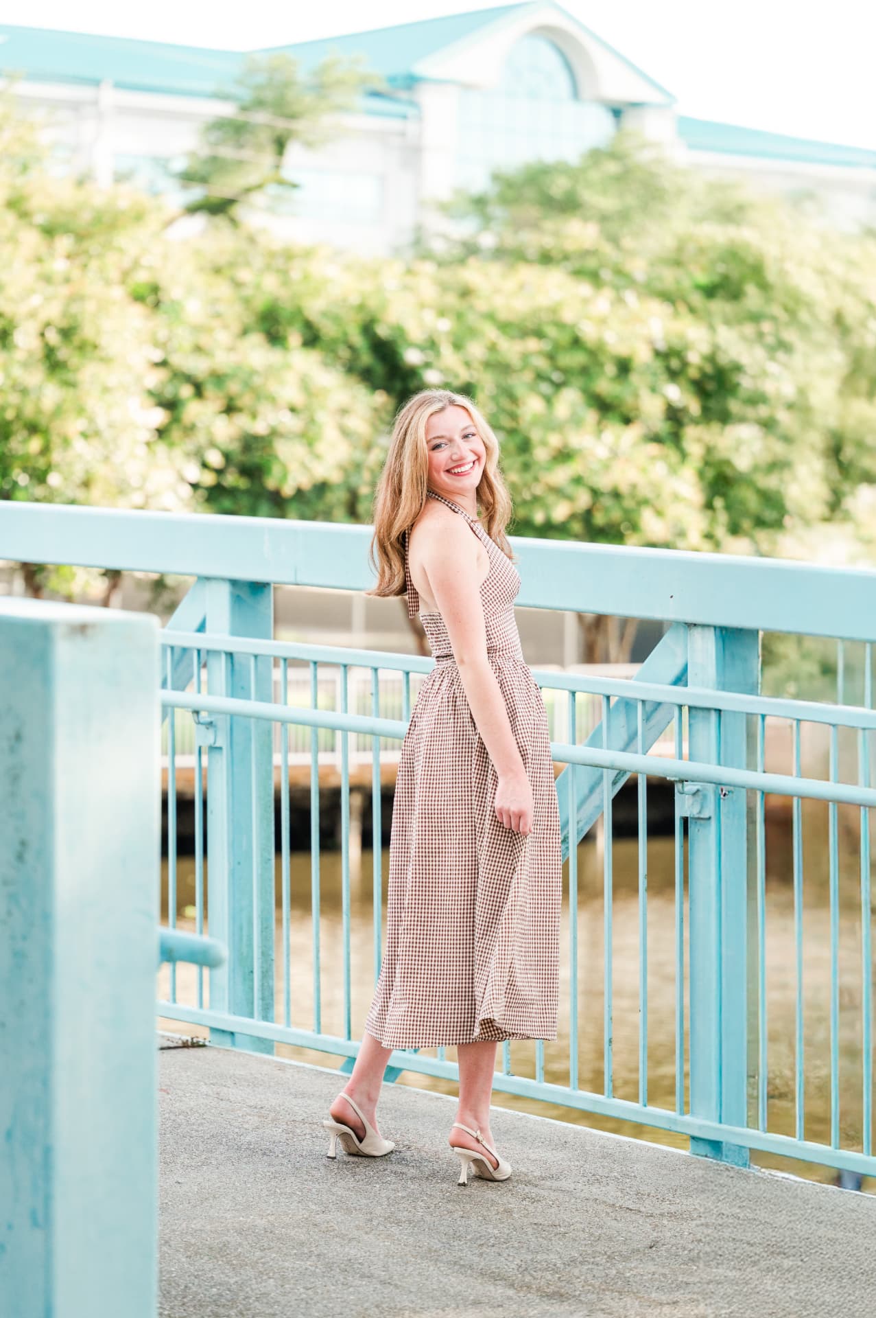 Houma Marina senior session sample 5